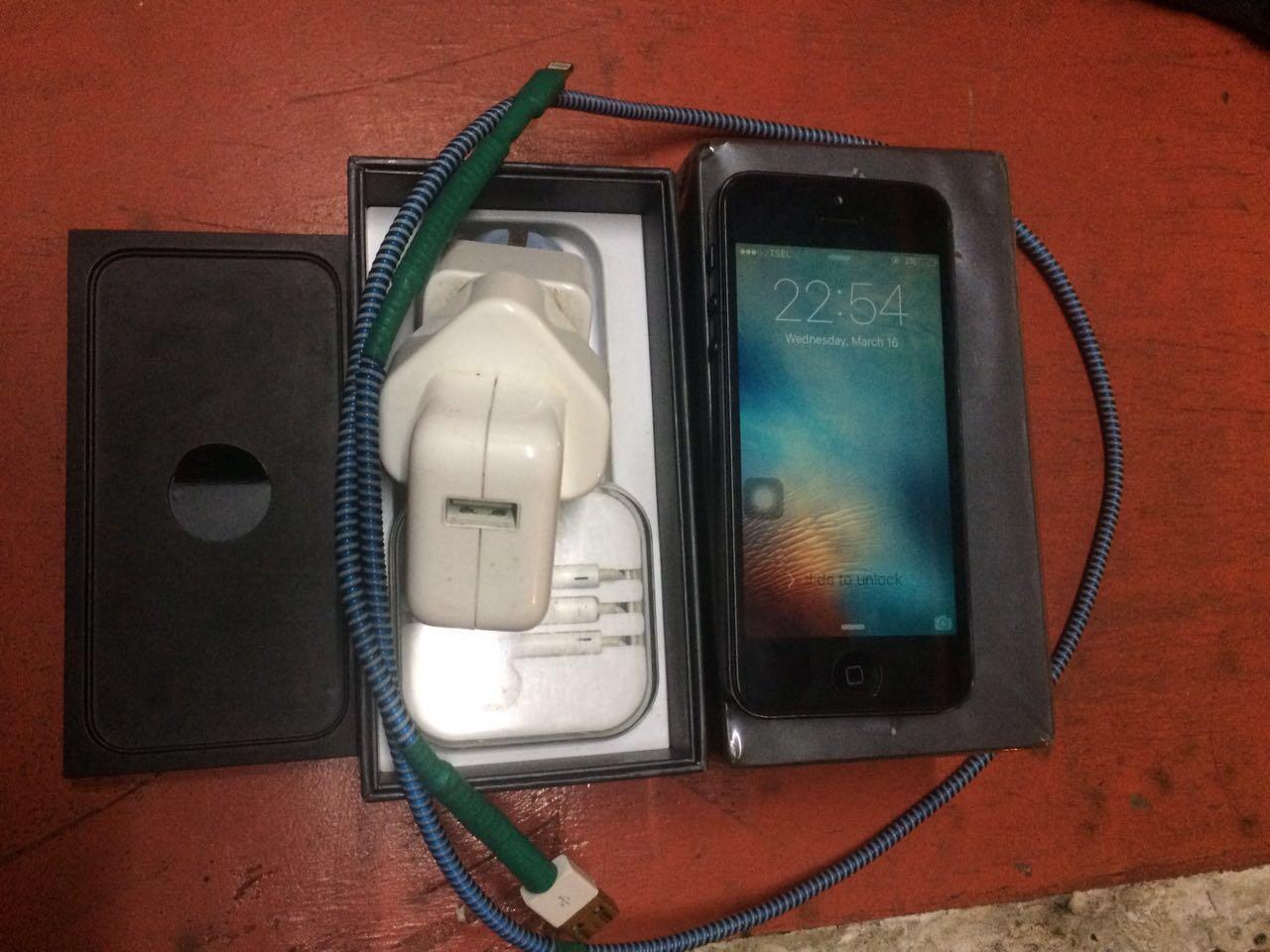 Iphone 5 16gb Hitam