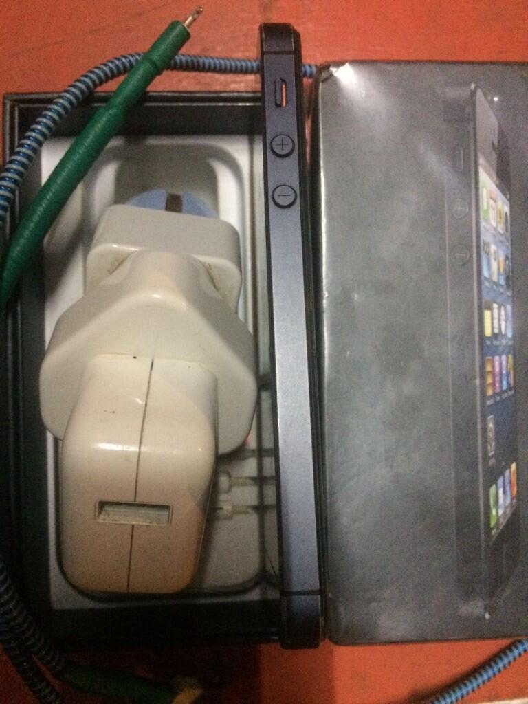 Iphone 5 16gb Hitam