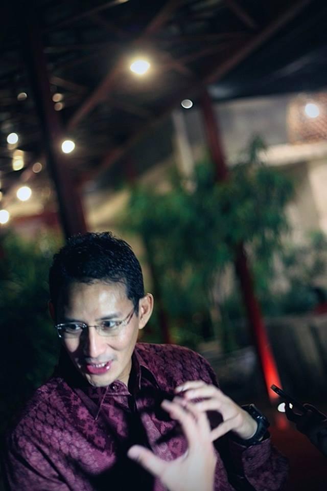 Sandi Uno Dukung Taksi "Online"