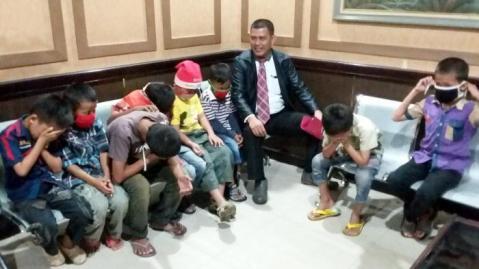 Waktu Kecil Disodomi, Sudah Gede Aming Sodomi 8 Bocah Tetangganya