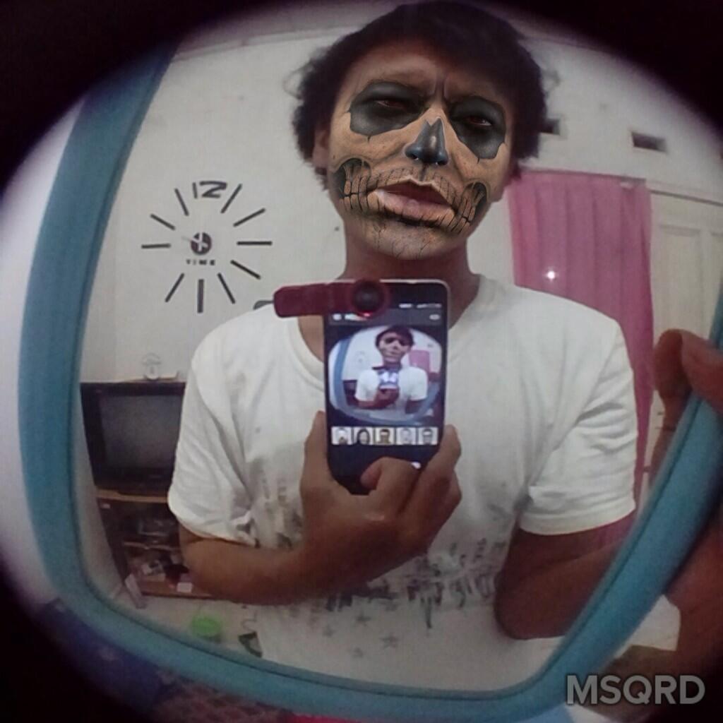 Aplikasi MSQRD ( Masquerade )