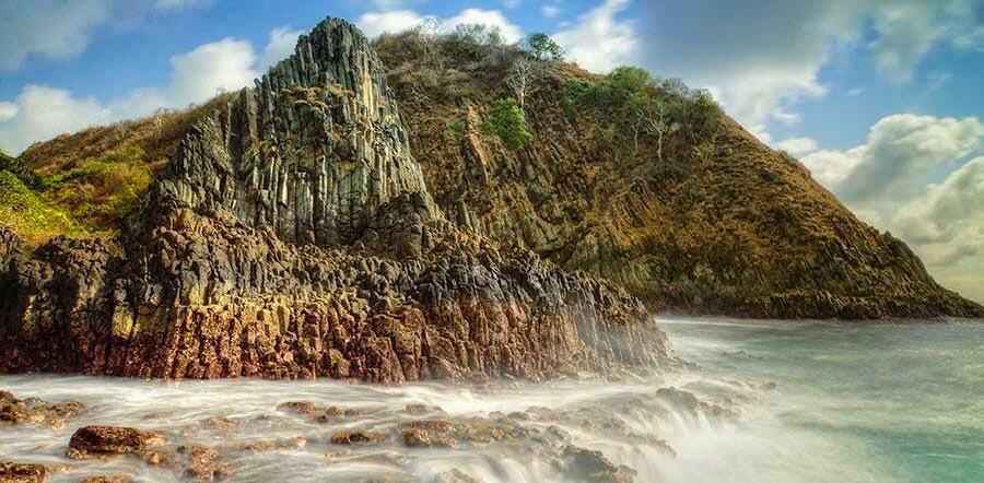 Pantai Semeti dan Akuarium Alam yang Cantik