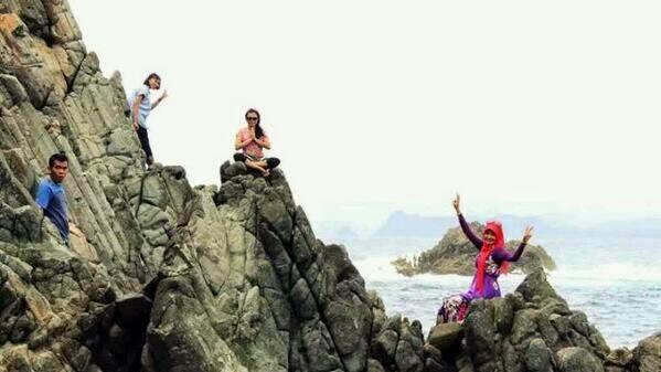 Pantai Semeti dan Akuarium Alam yang Cantik