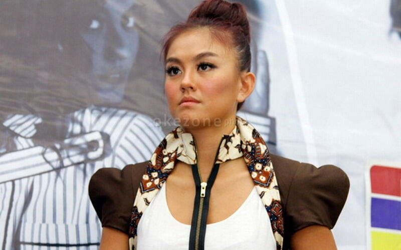 Agnezmo Bangga Dapat Pop Awards 2016