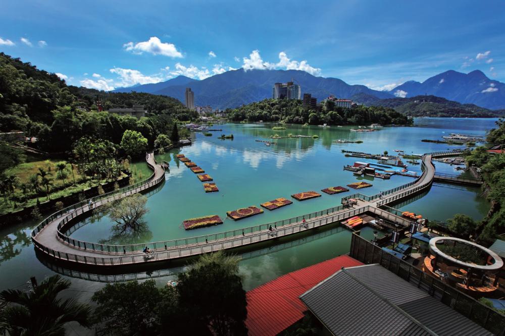 Romantisme di Danau Terindah Taiwan, Sun Moon Lake