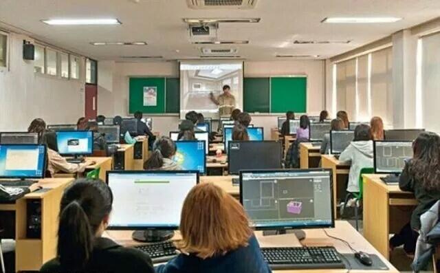 korea utara vs korea selatan (beberapa perbedaan yg sangat mencolok)
