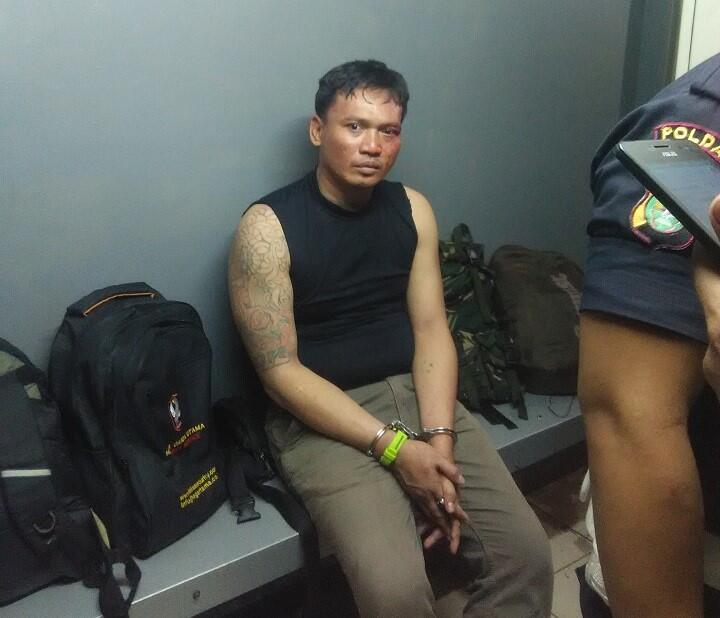 &#91;Hati Hati Pengguna CL&#93; Copet tertangkap di Commuter Line arah Sudirman