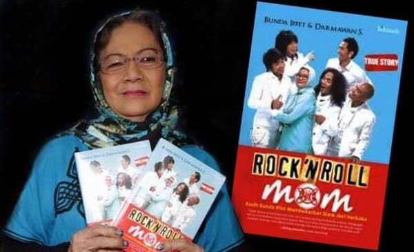 Terjual ROCK N' ROLL MOM : Kisah Bunda Iffet Menyembuhkan 