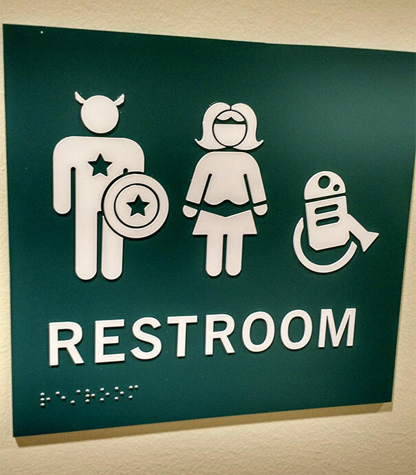 Papan Petunjuk Toilet yang Gokil
