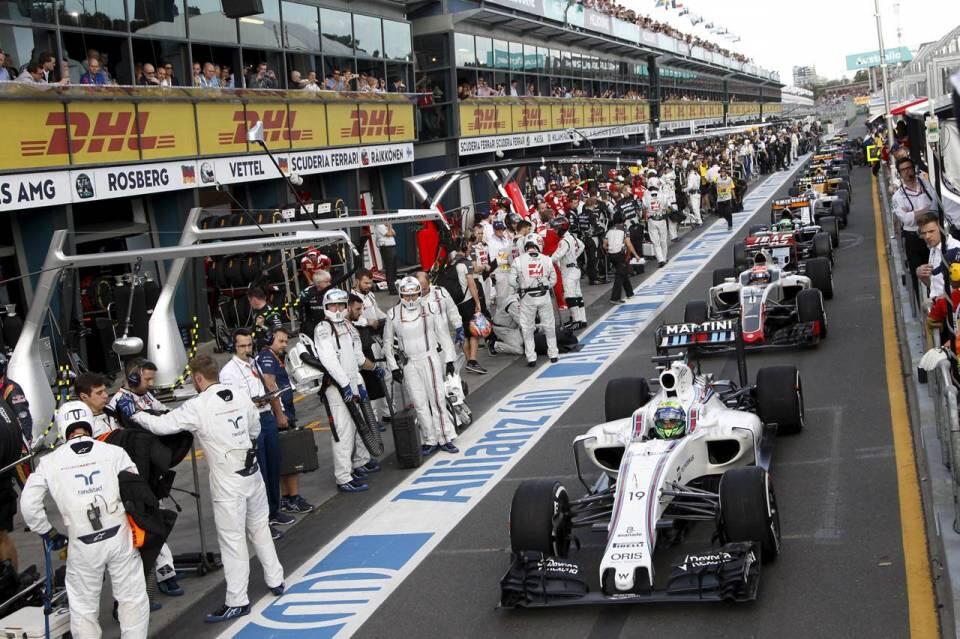 Dave Ryan, Racing Director dari Manor Racing Team, memuji dua pembalapnya