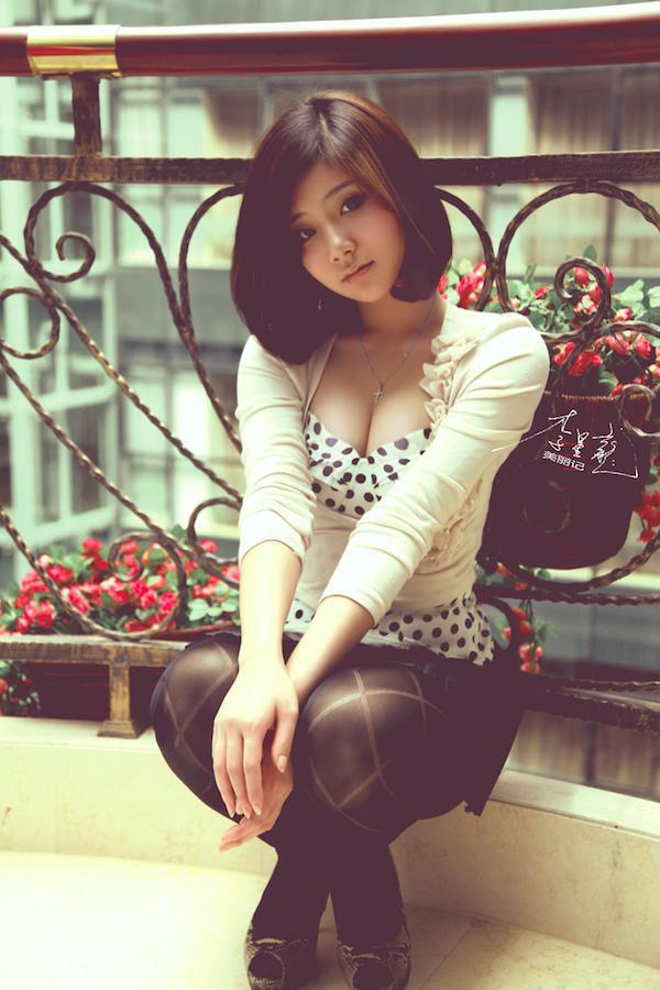 Donjuan 10 tahun THREESOME bareng Karin dan Sephia