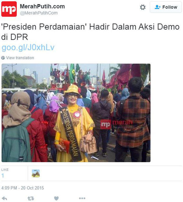 'Presiden Perdamaian' Nyentrik Yang Sering Muncul Di Saat Demo