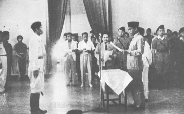 Inilah Persahabatan Panglima Besar Jenderal Soedirman dengan Ir.Soekarno