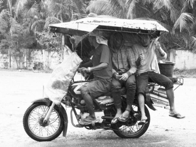  Potret Jalanan di Filipina Ini Bak Kembar Dengan Indonesia
