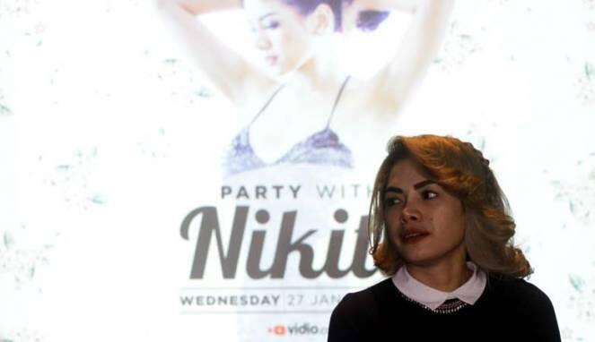 Heboh Foto Nikita Mirzani Mandi
