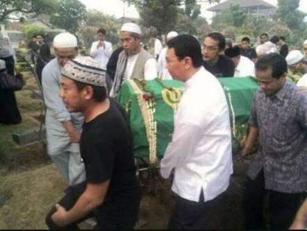 woy fans ahok masup lu, liat eni foto2 nye