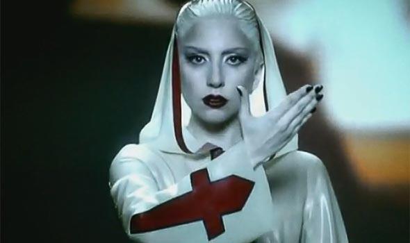 Berbagai Kontroversi Lady Gaga.. Selamat Ulang Tahun Lady Gagaaa