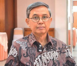 mantan rektor unair tersangka korupsi rumah sakit unair