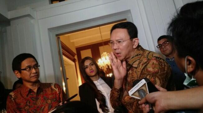 Bertemu Selebriti, Ahok: Emang Enggak Boleh Berteman dengan Jupe Cs?