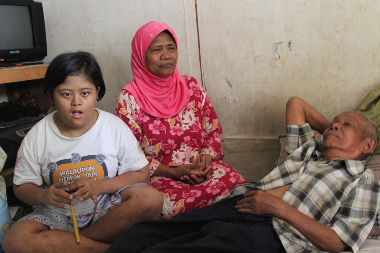 URGENT !! Bantu Kursi Roda Untuk Pak Hanafi