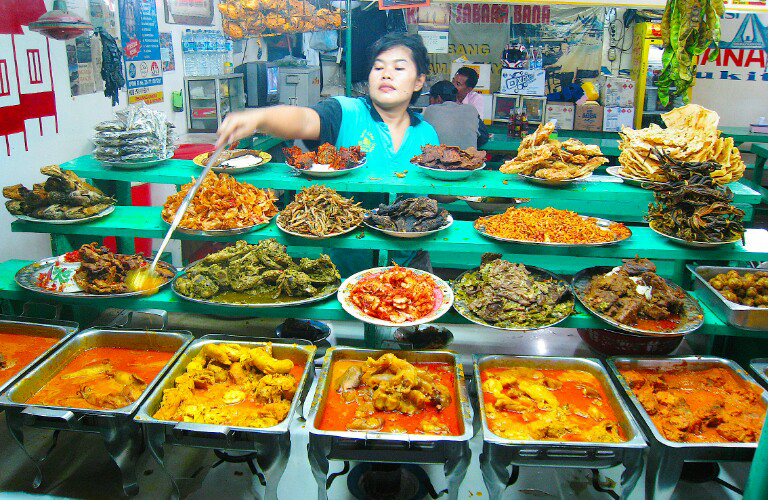 Jenis Makanan yang Enak dimakan Pakai Tangan