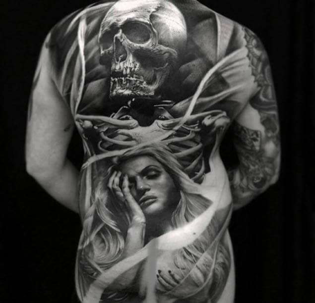 Tatto yang akan menghipnotis mata agan !