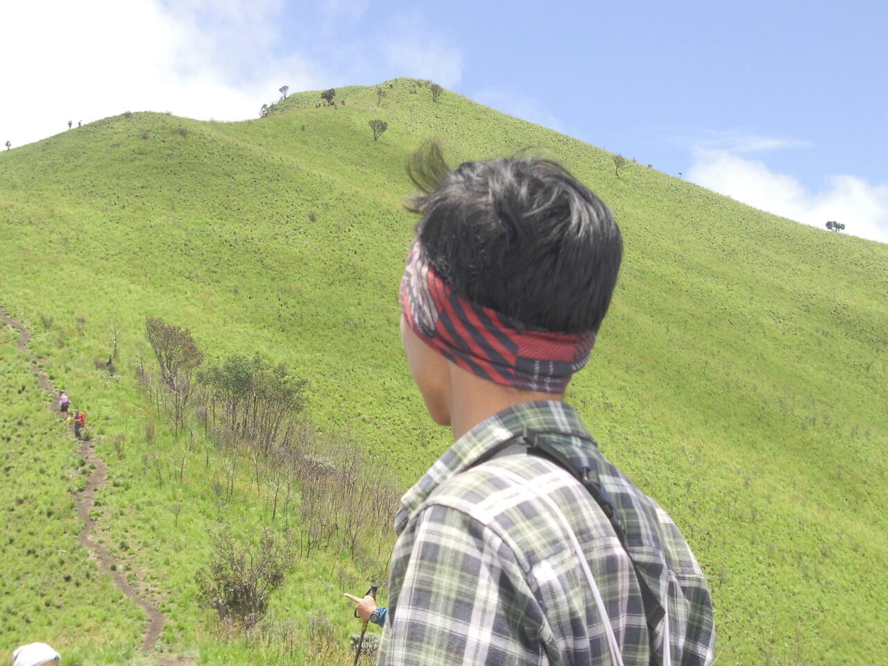 MERBABU SUWANTING, INDAH DI MATA-NANGIS DI DENGKUL