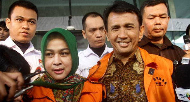 Dipecat, Fahri Hamzah Ungkit Kasus Luthfi &amp; Video Porno di Paripurna