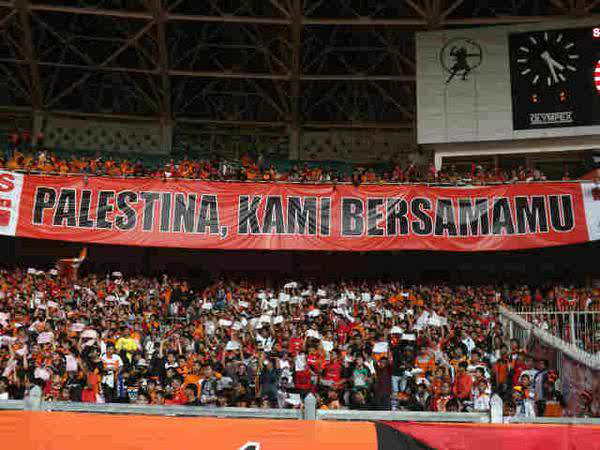 More Than Game (Sisi Lain Sepakboa)