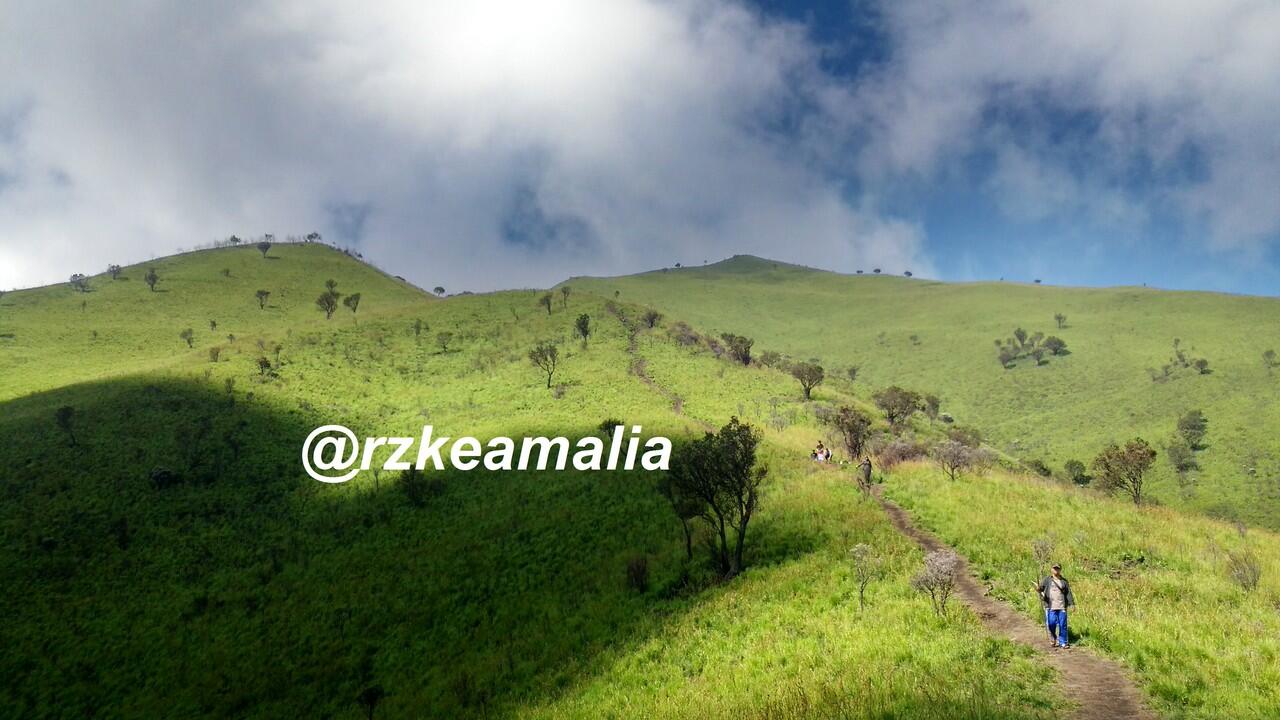 MERBABU SUWANTING, INDAH DI MATA-NANGIS DI DENGKUL