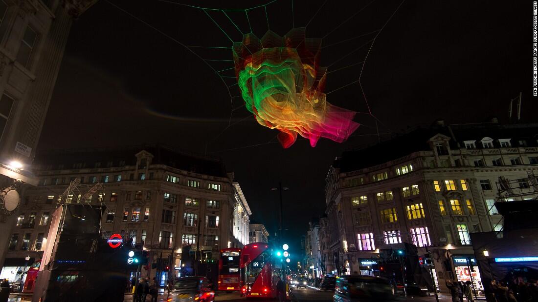 35 Foto dan Fakta Festival Cahaya di Seluruh Dunia