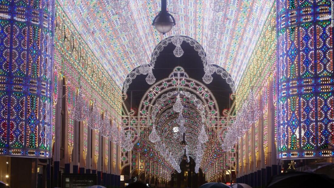 35 Foto dan Fakta Festival Cahaya di Seluruh Dunia