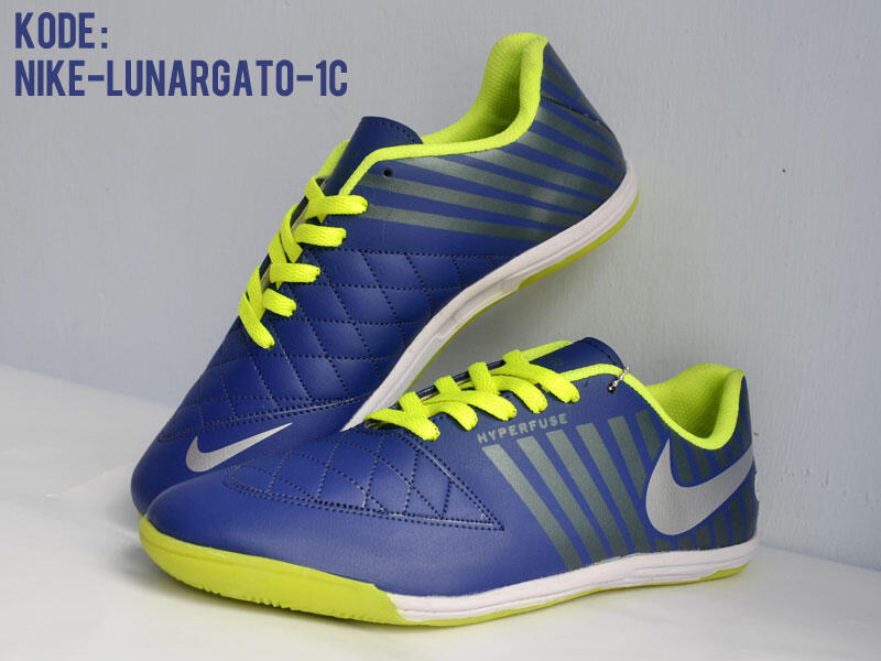 Sepatu Futsal KW 1 dan Super Bagus dan Berkualitas