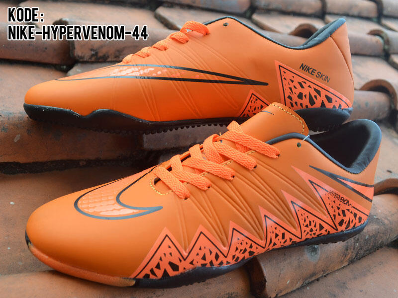Sepatu Futsal KW 1 dan Super Bagus dan Berkualitas