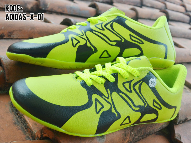 Sepatu Futsal KW 1 dan Super Bagus dan Berkualitas