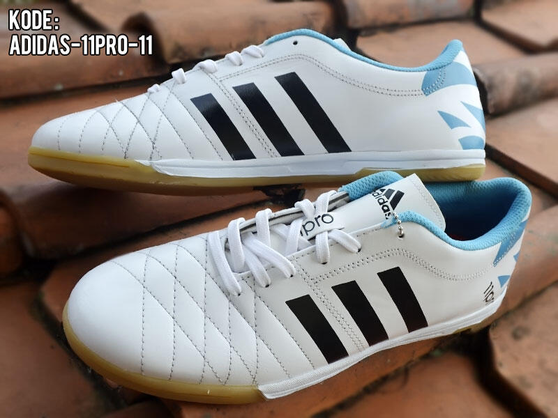 Sepatu Futsal KW 1 dan Super Bagus dan Berkualitas