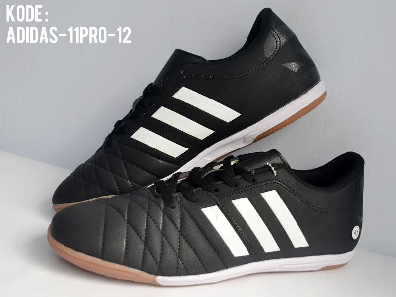 Sepatu Futsal KW 1 dan Super Bagus dan Berkualitas