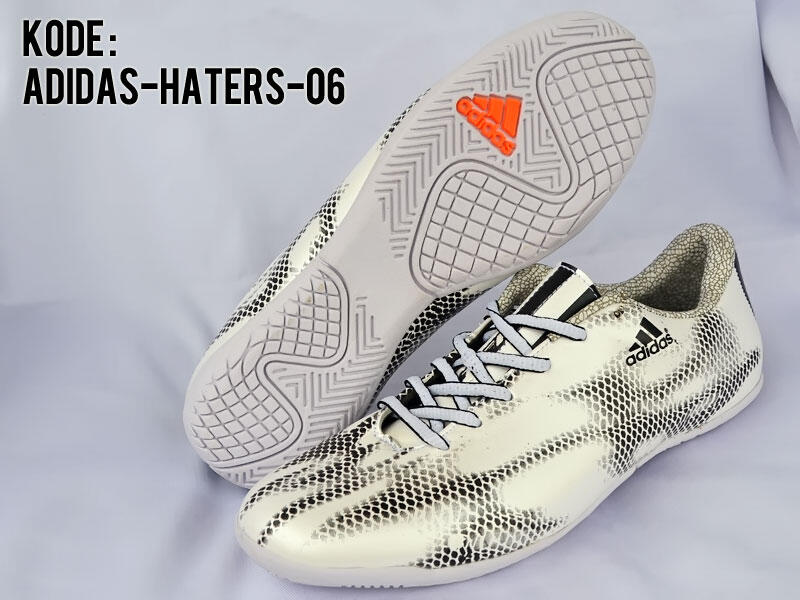 Sepatu Futsal KW 1 dan Super Bagus dan Berkualitas