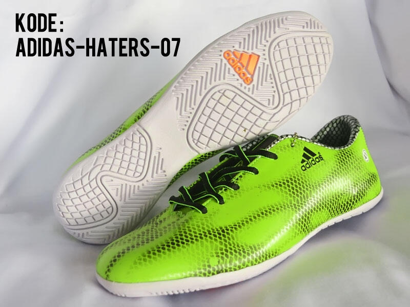 Sepatu Futsal KW 1 dan Super Bagus dan Berkualitas