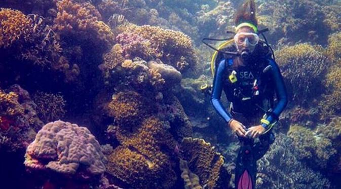 Nadine Chandrawinata Ngajak Nyelem Gan!