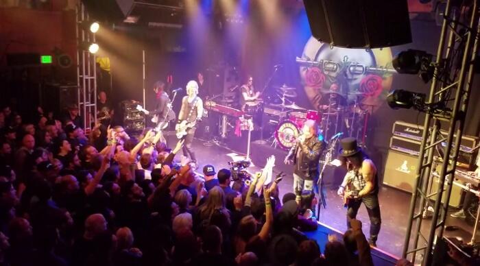 Foto &amp; Fakta Reuni Guns N' Roses di Troubadour Tahun 1985-2016