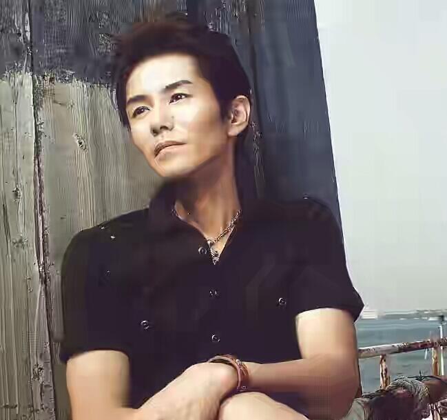 Kouji wada. Penyanyi lagu Butterfly (Digimon) meninggal karena Kanker