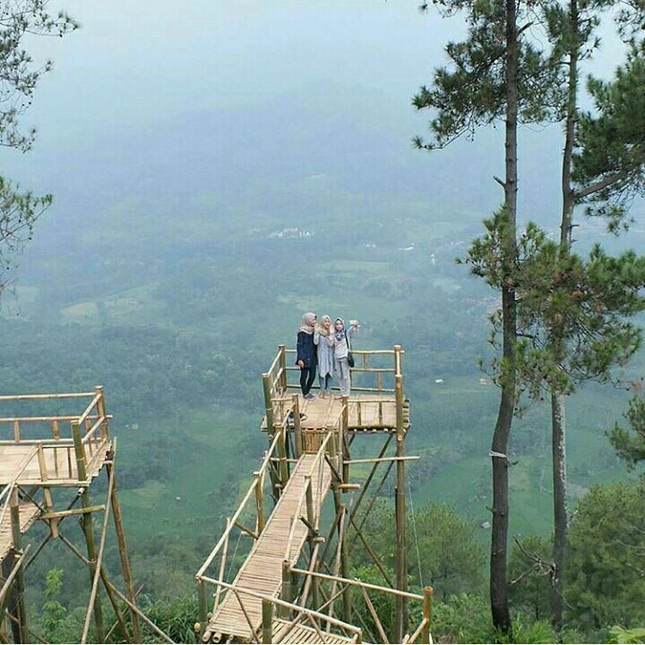 Mau liburan? Coba ke Kuningan gan