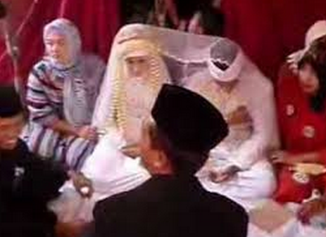 LGBT...Setelah Ijab Kabul Ternyata Pengantin Pria adalah Perempuan