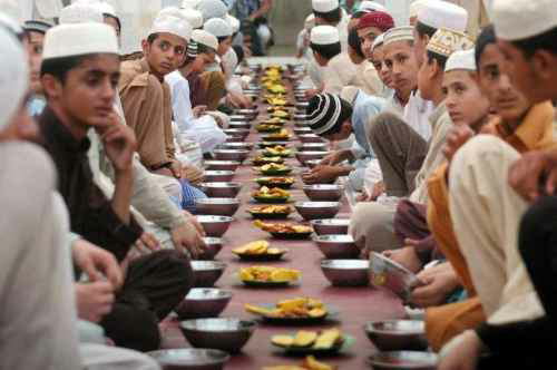 10 Hal yang pasti dirasakan kamu jika jadi Muslim Minoritas di negara Asing
