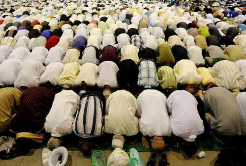 10 Hal yang pasti dirasakan kamu jika jadi Muslim Minoritas di negara Asing