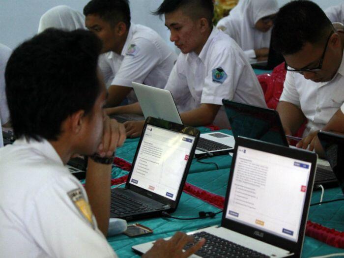 Ujian Nasional berbasis komputer dinilai sukses