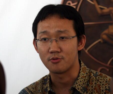 Sunny Bantah Jadi Perantara Sanusi dengan Pengusaha