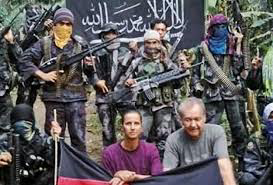 Siapa Sebenarnya Abu Sayyaf (Bapaknya Pedang) ? Apa Tujuan Mereka?