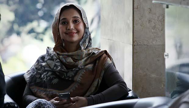 Indahnya "Smaragama" : Ayu Azhari Feat. Devian Dzikri